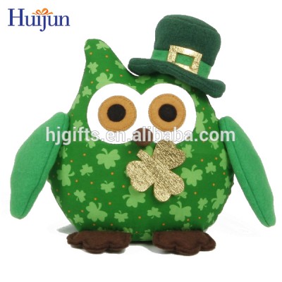 Wholesale Cheap Fleece St. Patrick's Owl Ornament Indoor Home Decoration Made in China